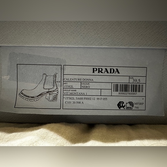Prada Donna boot - Picture 7 of 13
